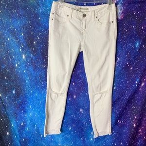Free People- White Jeans with a Gray Tint size 26
